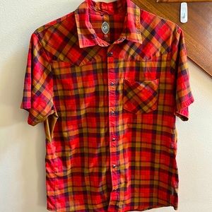 Club Ride Snap Cycling Shirt Size XL.